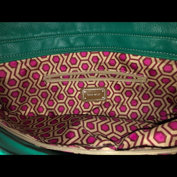 Turquoise NINE WEST purse - Picture 2 of 3